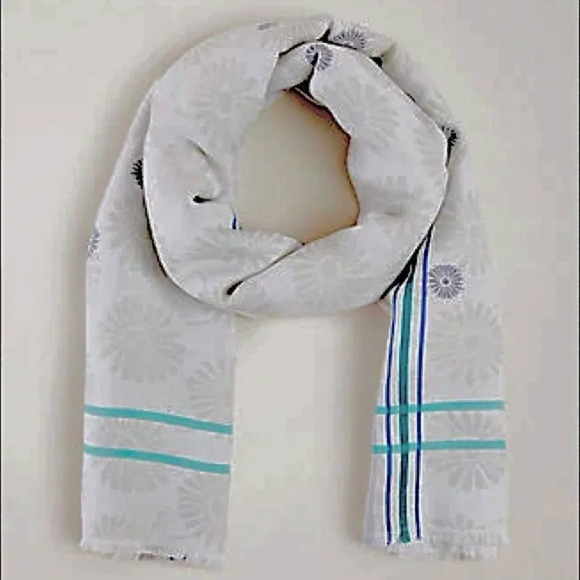 NWT - Ann Taylor - Shimmer Daisy Woven Scarf - Picture 3 of 9